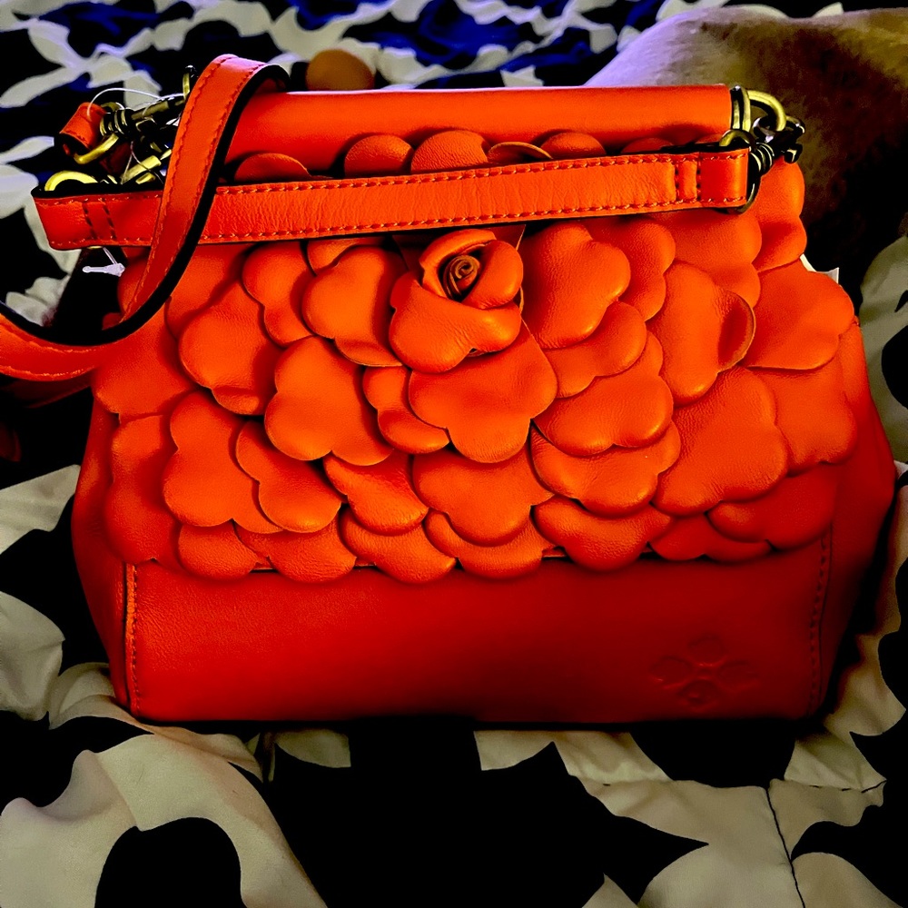 NWT PATRICIA NASH Petals Collection Coral Purse With Shoulder Strap